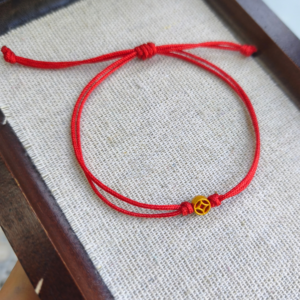 Vòng chỉ đỏ mix charm kim tiền mạ kim sa không gỉ
