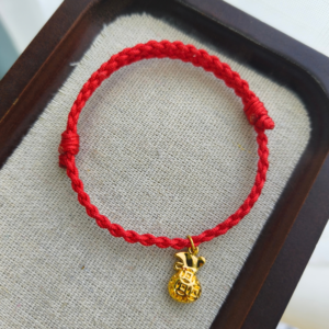 Vòng chỉ đỏ tết dây mix charm túi tiền mạ vàng 18k
