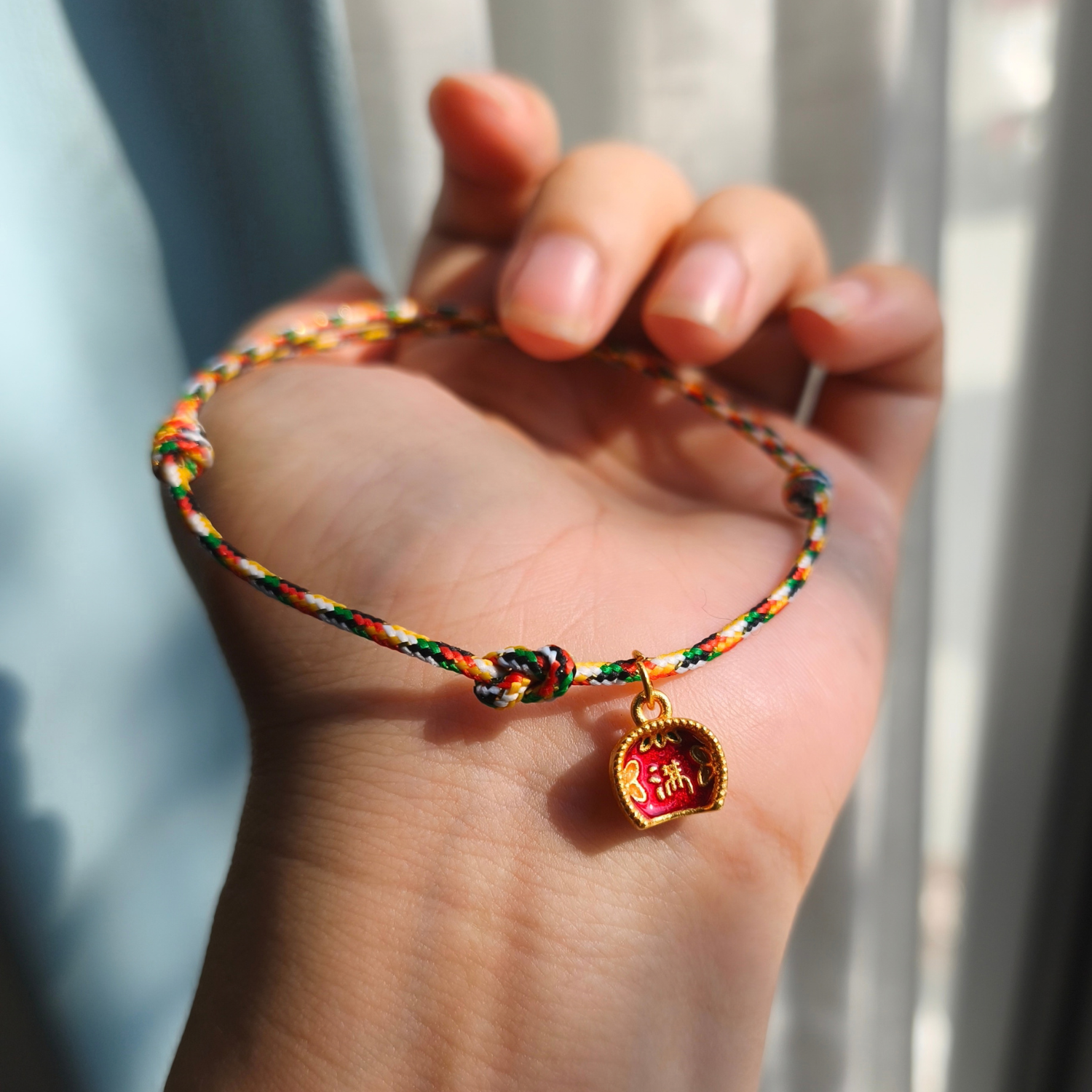 Ngũ sắc vàng kim nút vô cực mix charm túi tiền - Ảnh 2
